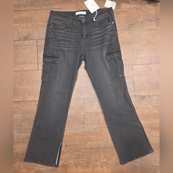 KanCan Nyla Mid-rise Baby Boot Jeans Size: 8 - Picture 4 of 9